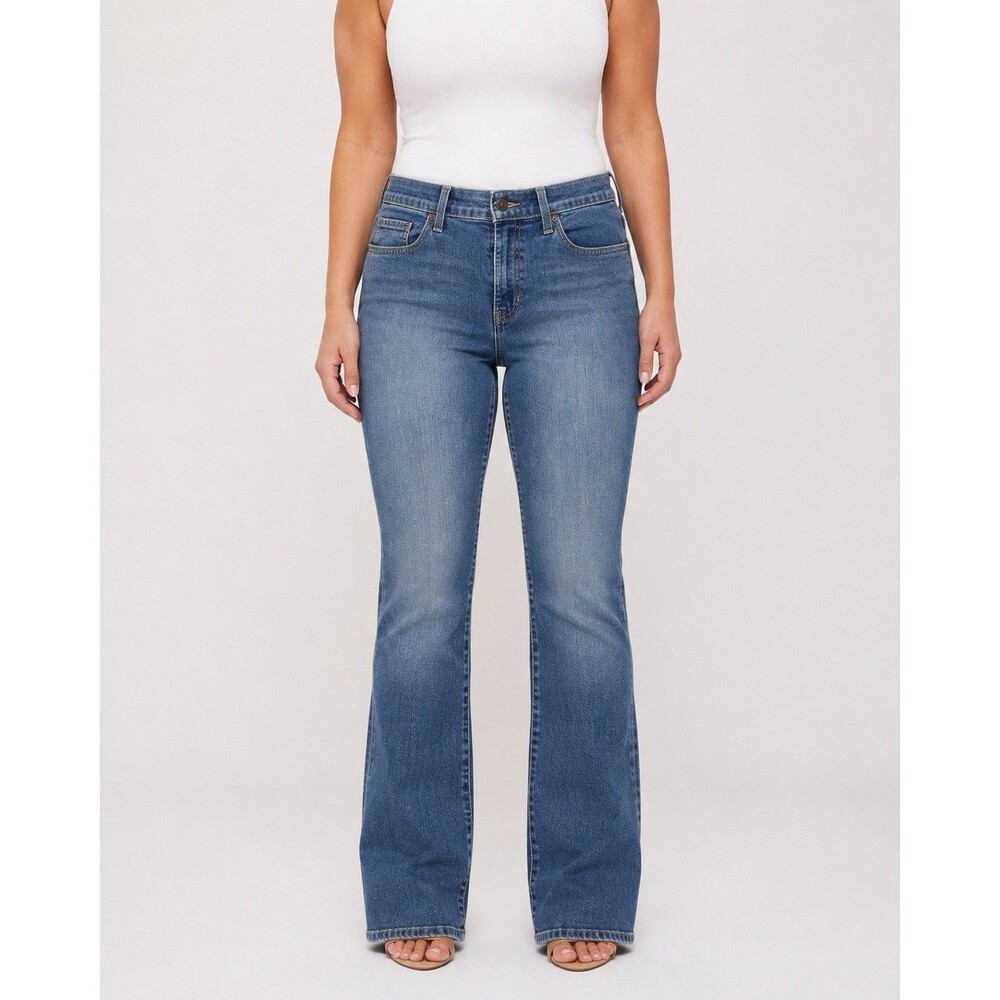 Old Navy Women’s Bootcut Stretch Jeans Size 12 Regular Medium Wash Denim